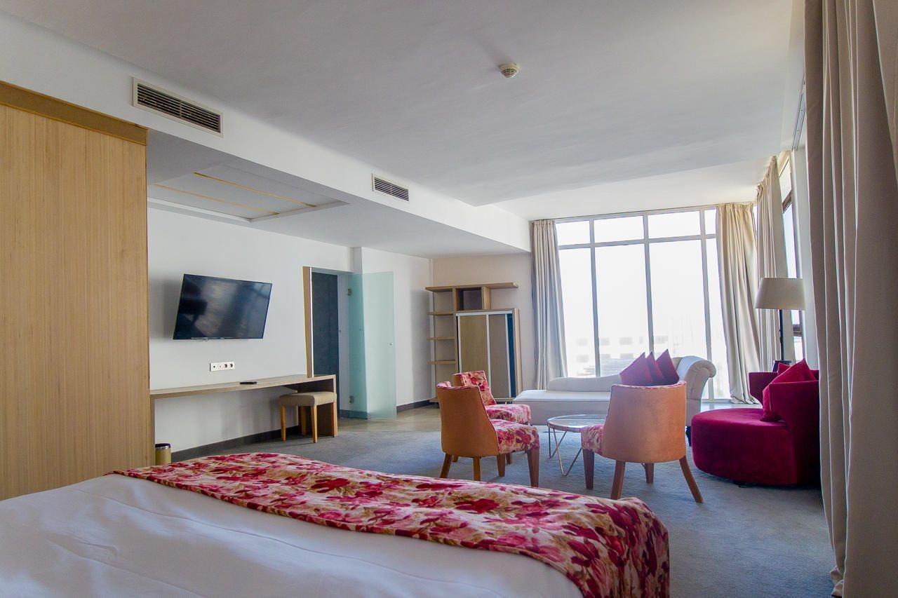 Mandarin Palace 2*